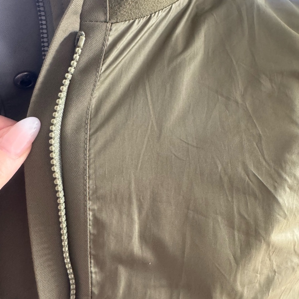 Patagonia Olive Green Waterproof Parka Jacket Size L/XL - Picture 12 of 12